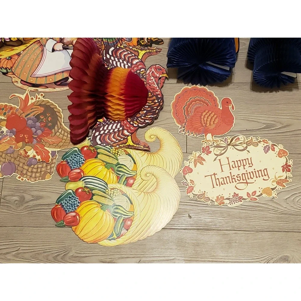 Vtg Beistle Hallmark‎ Thanksgiving Cut Pilgrim Turkey Holiday Decor Lot Tissue